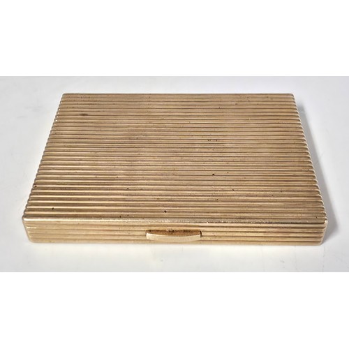 110 - Cartier. A 9ct gold case ladies compact, Marked to interior JC, London, mirrored interior. 8cm x 6cm... 