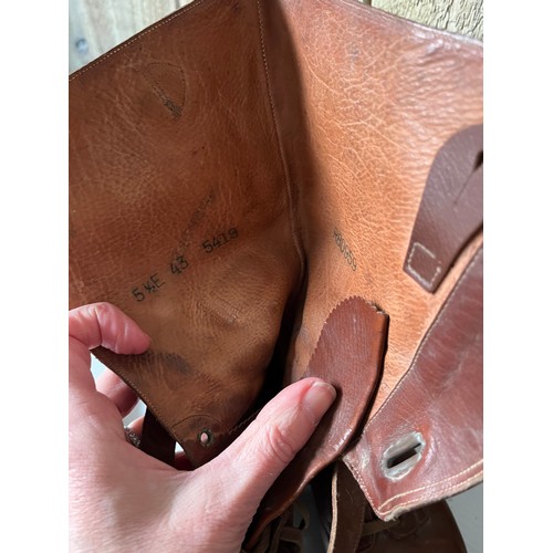 260 - A quantity of vintage Ladies brown leather boots, sole measures 28cm/27cm/28cm/26cm to include Fortn... 
