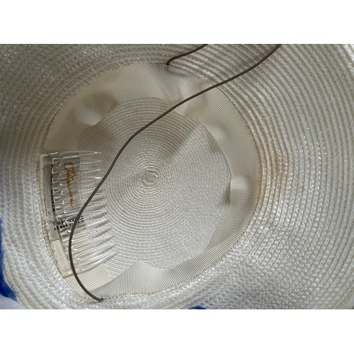 294 - Two Gabriela Ligenza perchers, makeup to inside on band and straw