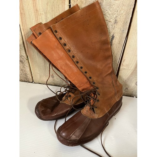 257 - A quantity of gents good quality traditional shoes and ankle boots, Maxwell two tone ankle boots, Ma... 