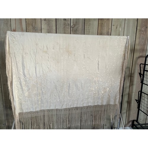 290 - a quantity of silk vintage shawls