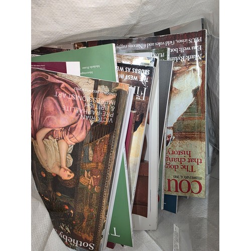 487 - A large quantity of vintage and modern books and catalogues, including The complete Firelli calendar... 