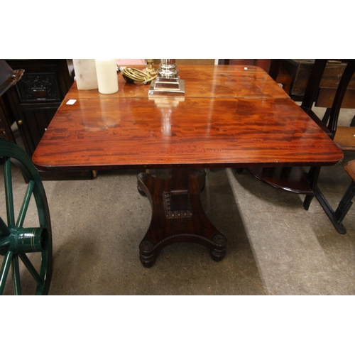 607 - TILT TOP TEA TABLE