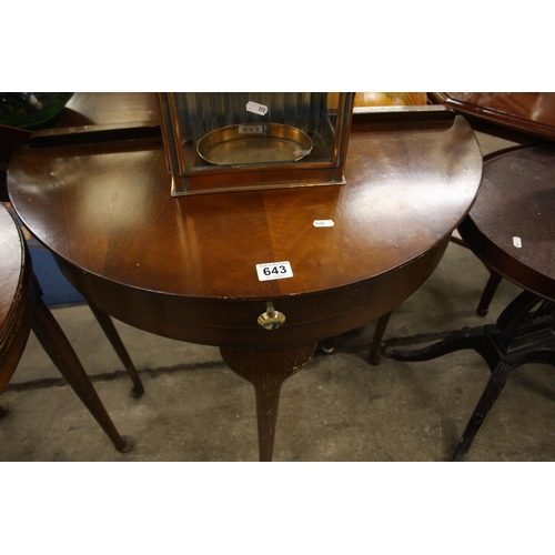 643 - QUEEN ANNE LEGGED HALFMOON HALL TABLE