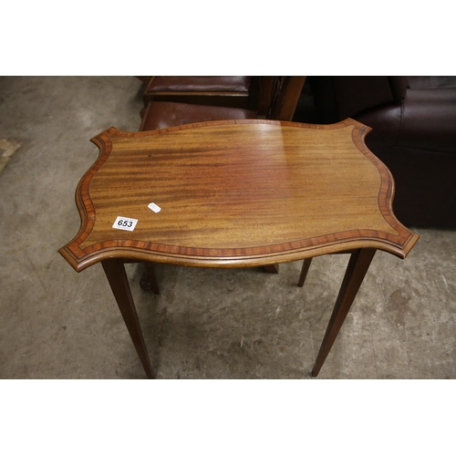 653 - INLAID TABLE ON TAPERED LEGS