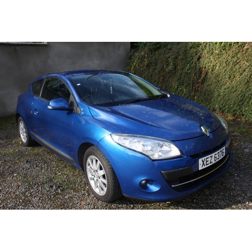 102 - RENAULT MEGANE PETROL 1.6 MOT JULY 2018