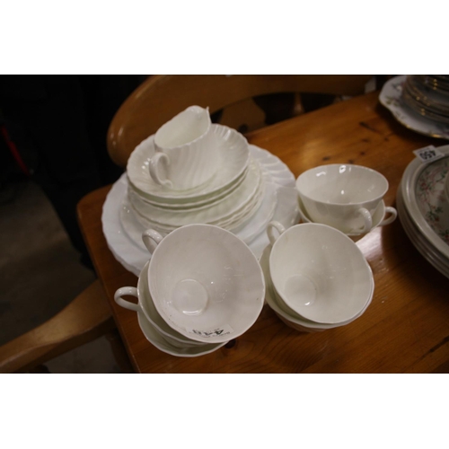 448 - UNMARKED TEAWARE