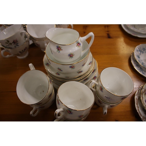 452 - SELECTION OF FLORAL PATTERNED TEAWARE