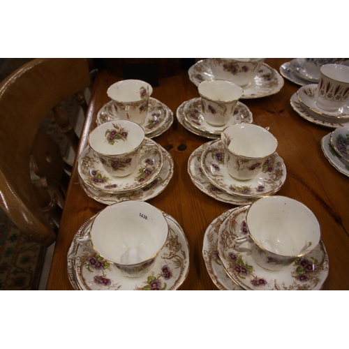 454 - CORA 21 PIECE TEA SET