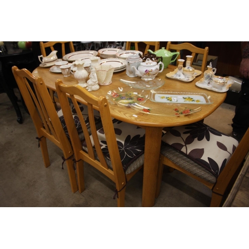 472 - PINE TABLE & 6 CHAIRS