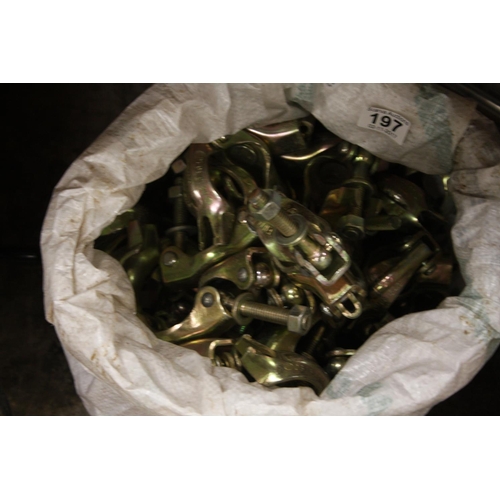 197 - BAG OF SCAFFOLDING COUPLING