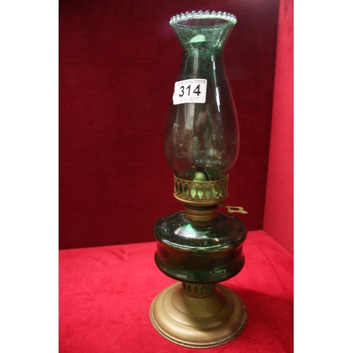 314 - GREEN RESEVOIR & CHIMNEY OIL LAMP