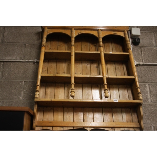 466 - PINE PLATE RACK