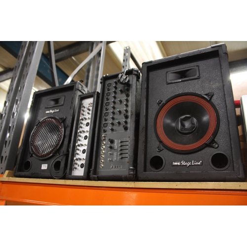 775 - 2 SPEAKERS & AMPS