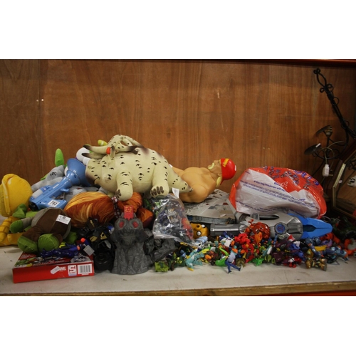 783 - LARGE LOT OF TOYS