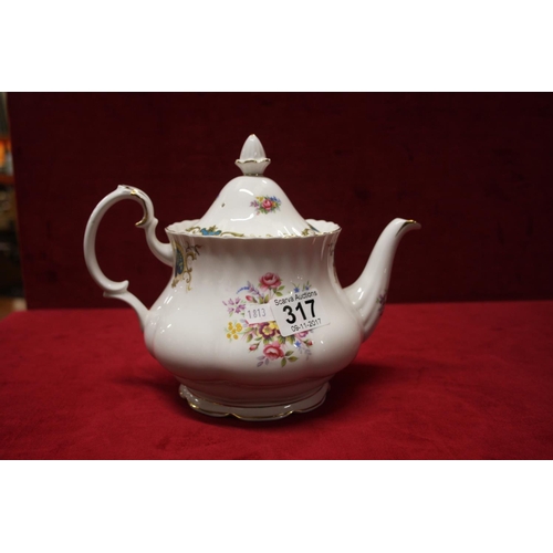 317 - ROYAL ALBERT BERKLEY TEA POT