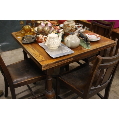 506 - OAK DRAW LEAF TABLE & 4 CHAIRS