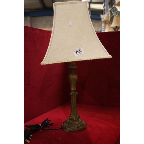 790 - TABLE LAMP