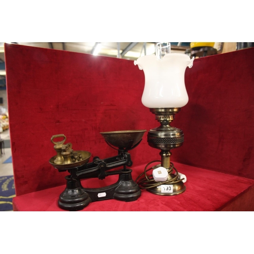 193 - ELECTRIC TABLE LAMP & KITCHEN SCALES