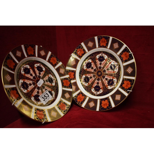 353 - PAIR OF ROYAL CROWN DERBY WALL PLATES