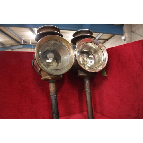 364 - PAIR OF CARRIAGE LAMPS