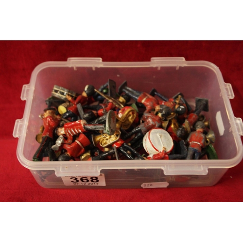 368 - BOX OF SOLDIERS