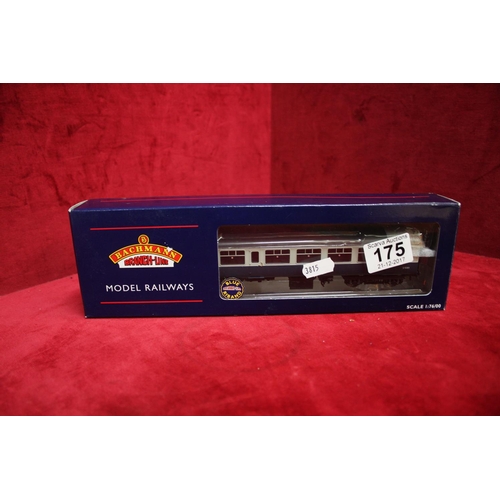 175 - MODEL TRAIN CARRIAGE