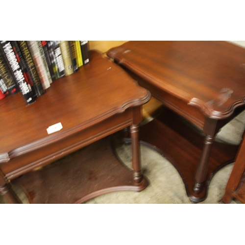 320 - PAIR OF OCCASIONAL TABLES