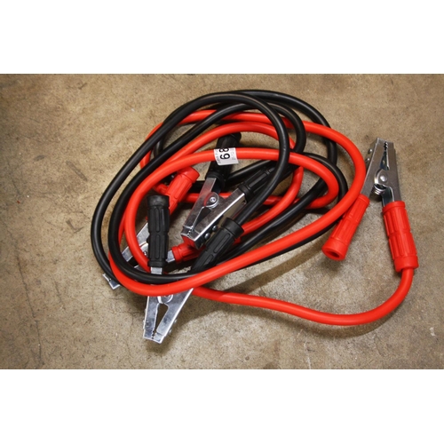 68 - SET OF JUMP LEADS