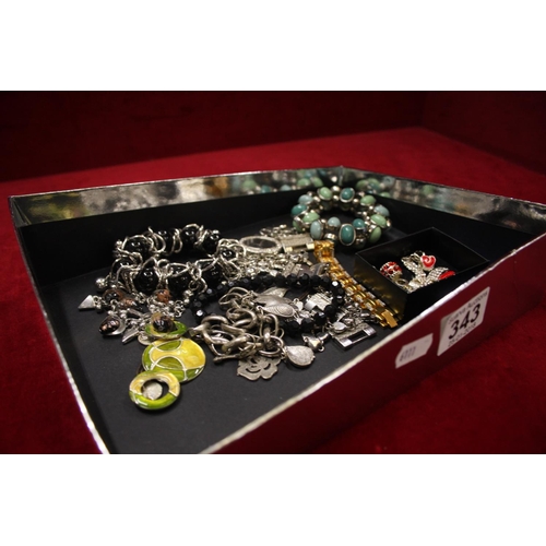 343 - SELECTION OF COSTUME JEWELLERY