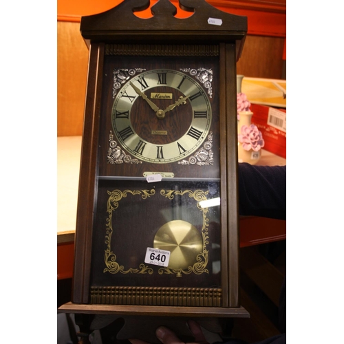 640 - MAXIM WALL CLOCK