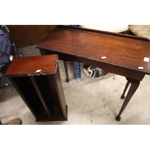 660 - HALL TABLE & CD RACK