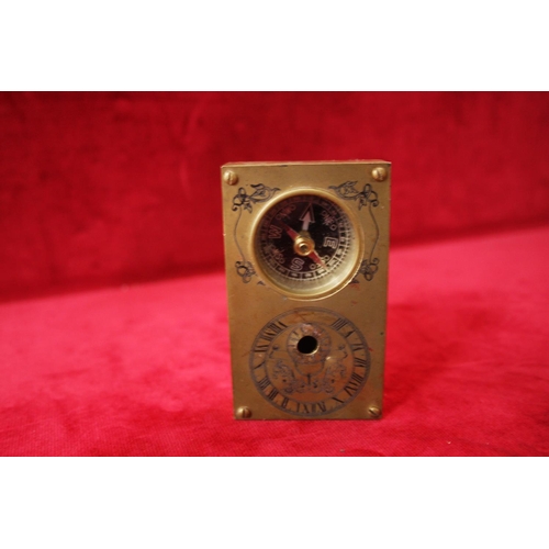 425 - BRASS TABLE COMPASS