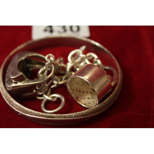 430 - SELECTION OF SILVER JEWELLERY