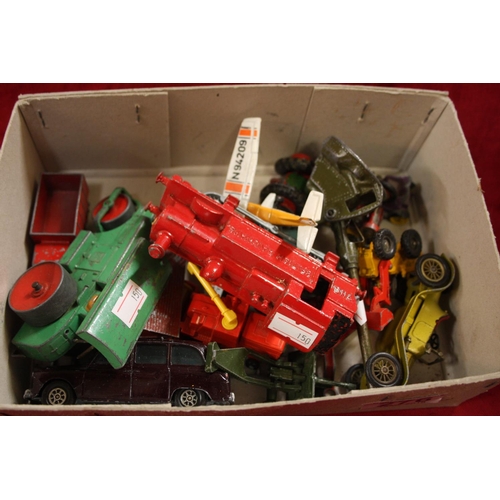 276 - BOX OF MODEL DIECAST VEHICLES