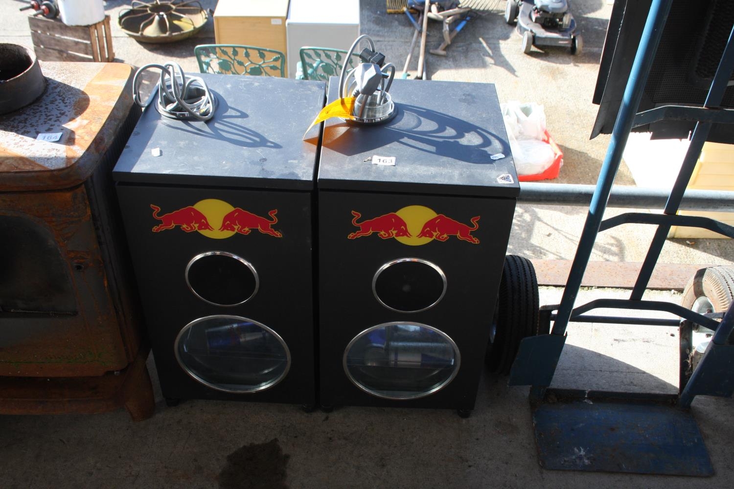 Dj cooler red store bull