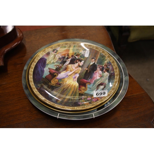 699 - LOT OF COLLECTABLE PLATES