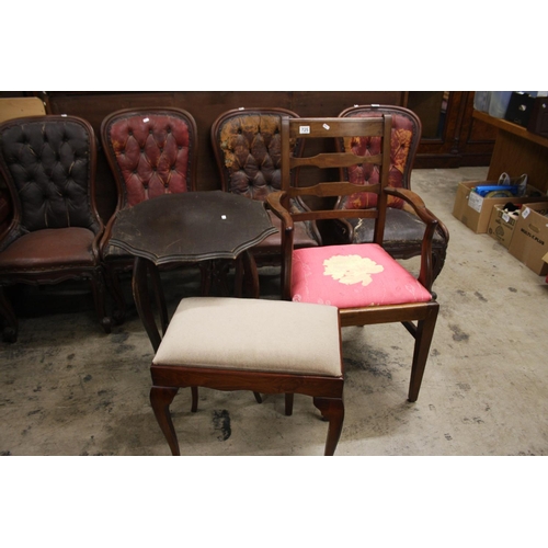 725 - OCCASIONAL CHAIR, TABLE & STOOL