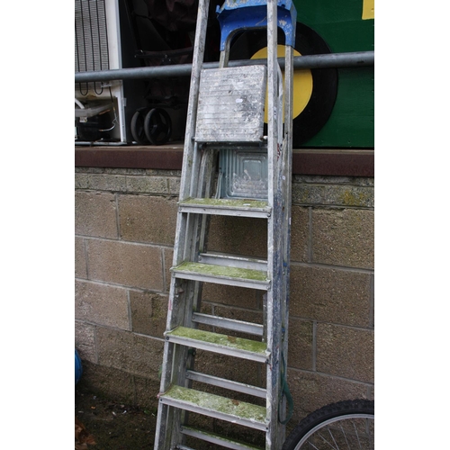 61 - 2 STEP LADDERS