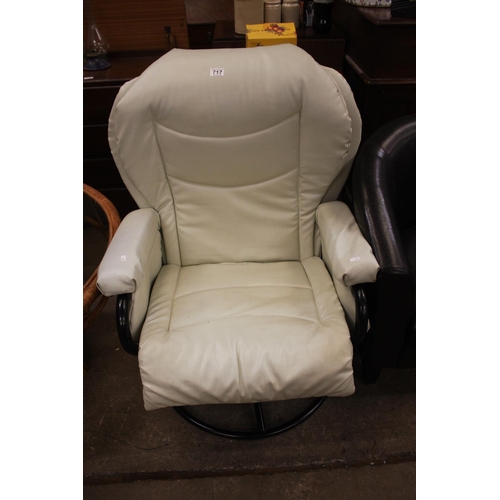 717 - CREAM LEATHER SWIVEL CHAIR