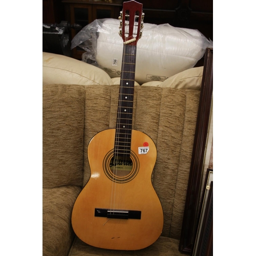 767 - ACOUSTIC GUITAR