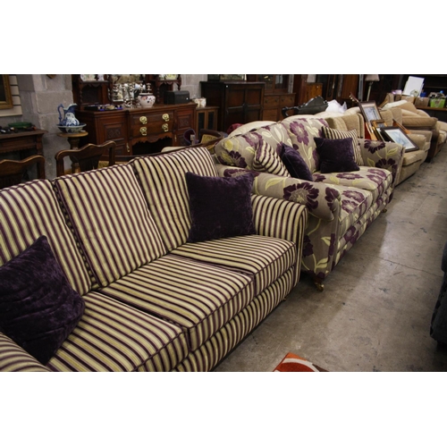 769 - 2 FABRIC 3 SEATER SETTEE