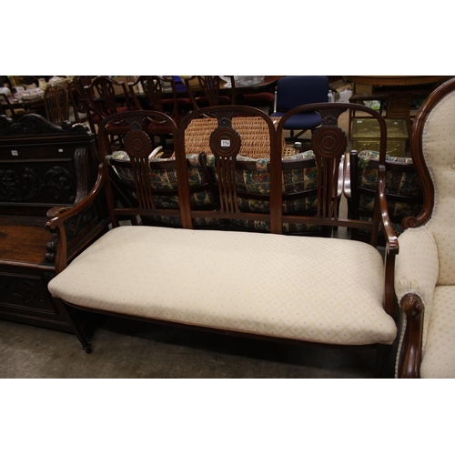 774 - PARLOUR SETTEE