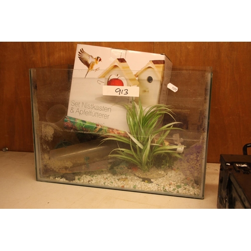 913 - FISH TANK & BIRD HOUSE