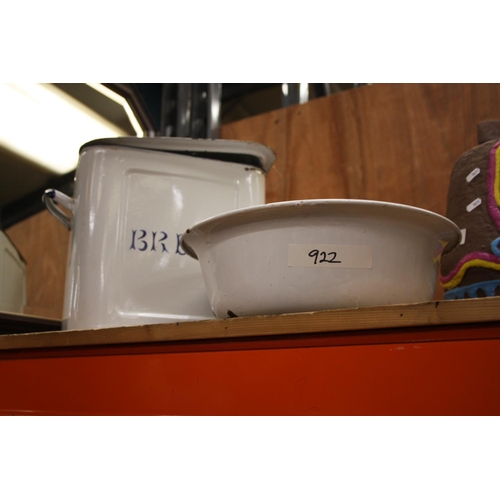 922 - ENAMEL BREAD BIN & BOWL