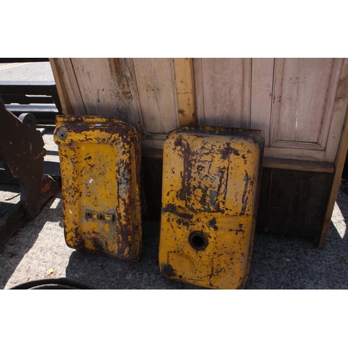 75 - 2 DIESEL TANKS & LOT OF BELTING