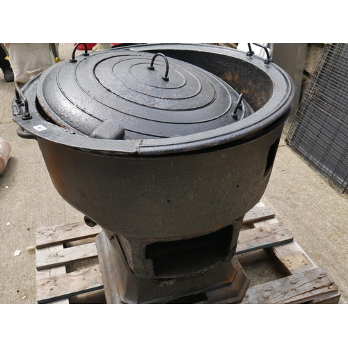 80 - LARGE POT BOILER