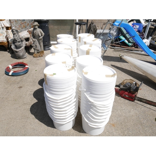 52 - LOT OF BUCKETS WITH LIDS