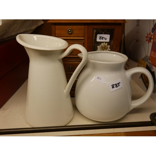 885 - 2 JUGS