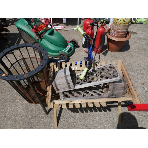 52 - LOT OF PLANTERS & CHILDS BIKE